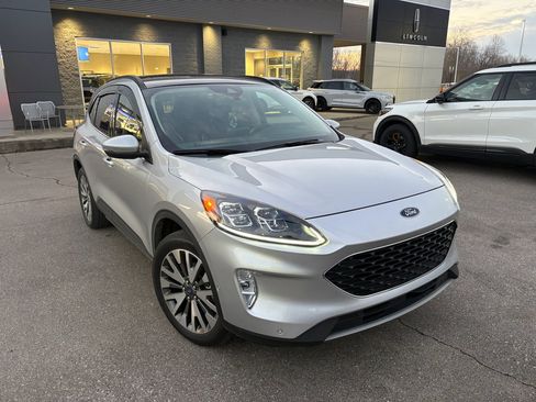 Used 2020 Ford Escape Titanium w/ Titanium Premium Package 2.0 image 1