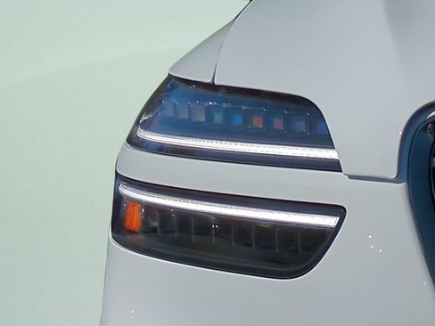 New 2026 Genesis GV70 3.5T Sport Prestige AWD/4WD image 10