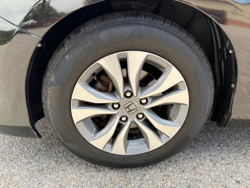 Used 2015 Honda Accord LX image 13