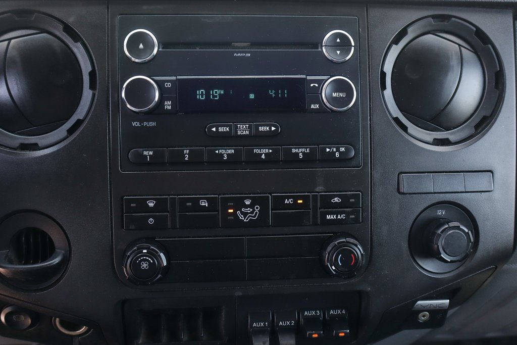 Used 2016 Ford F650 2WD Crew Cab Super Duty image 26