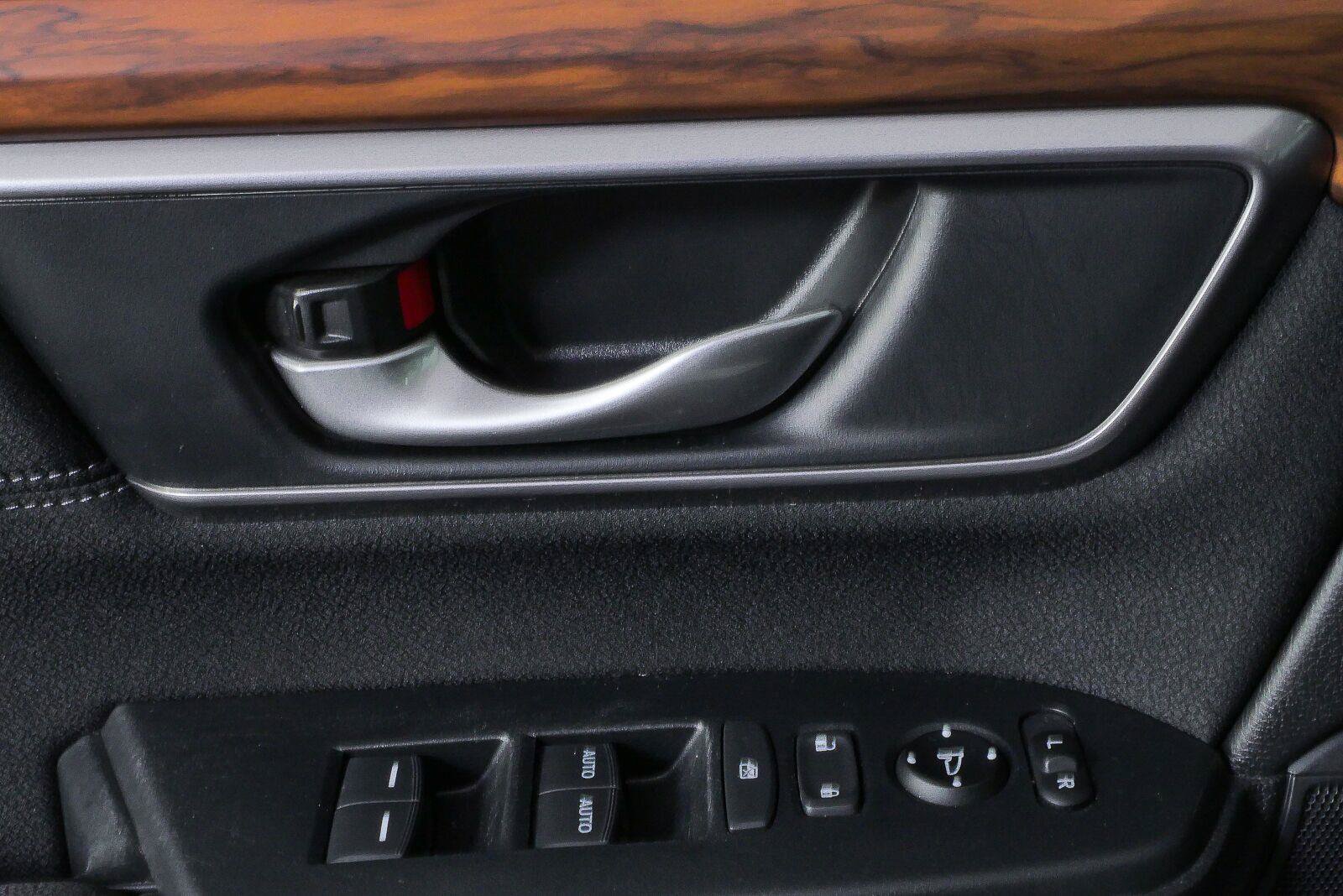 Used 2022 Honda CR-V EX image 6