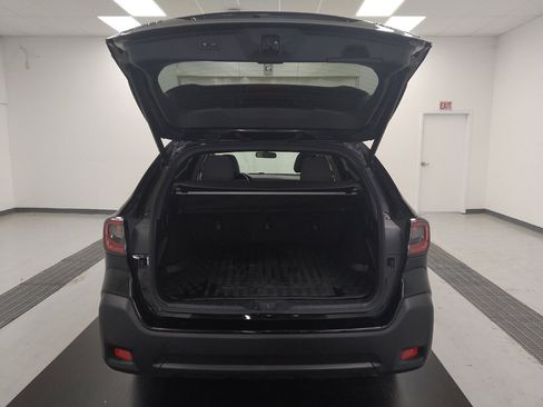 Used 2023 Subaru Outback Premium AWD/4WD image 29