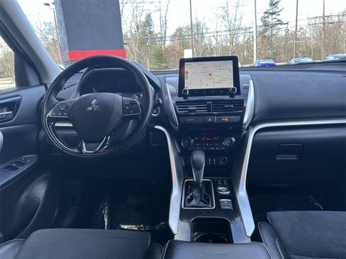 Used 2024 Mitsubishi Eclipse Cross SE image 17