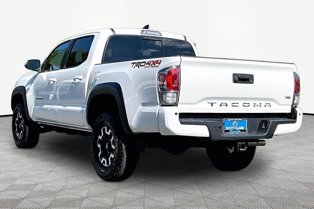 Used 2023 Toyota Tacoma TRD Off-Road w/ Technology Package AWD/4WD image 5