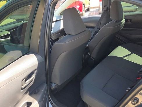 Used 2025 Toyota Corolla LE FWD image 7