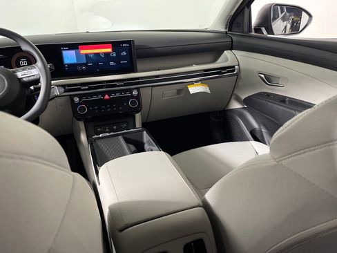 New 2026 Hyundai Tucson SEL image 17
