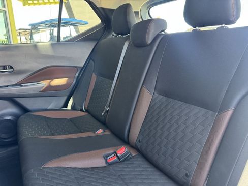 Used 2023 Nissan Kicks SR image 32