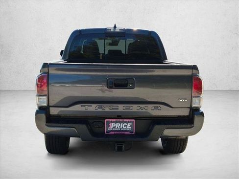 Used 2022 Toyota Tacoma TRD Sport RWD image 6