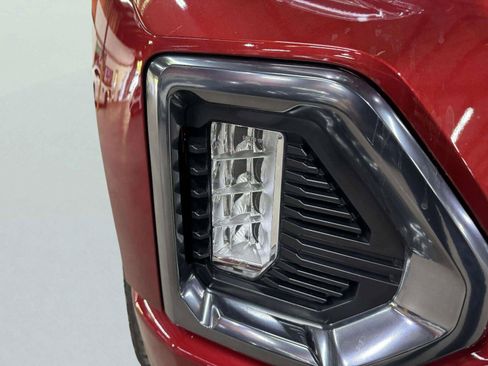 Used 2021 GMC Sierra 1500 AT4 w/ AT4 Premium Package AWD/4WD image 13