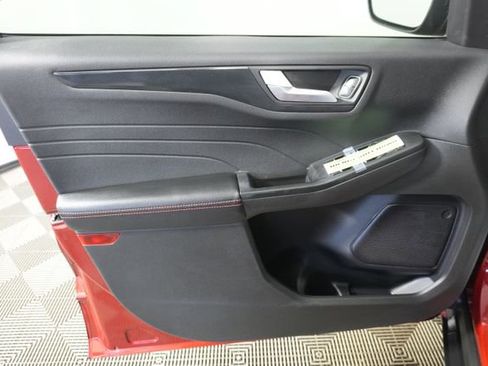 Certified 2023 Ford Escape ST-Line w/ Tech Pack #1 image 31