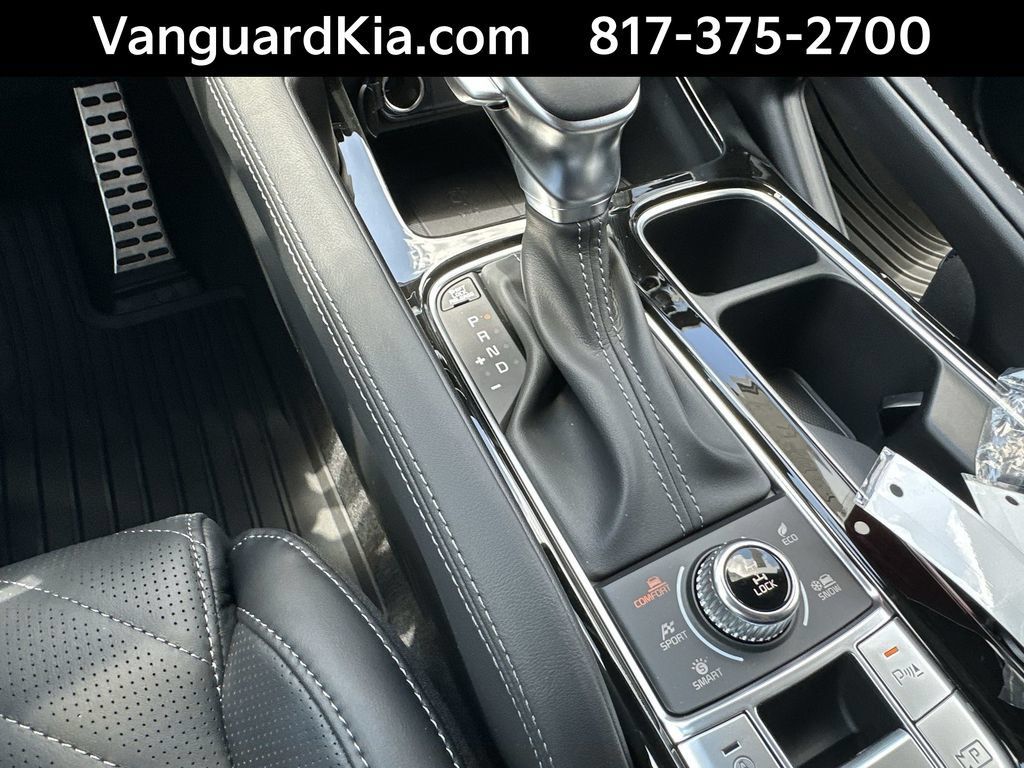 Certified 2025 Kia Telluride SX Prestige X-Line AWD/4WD image 24