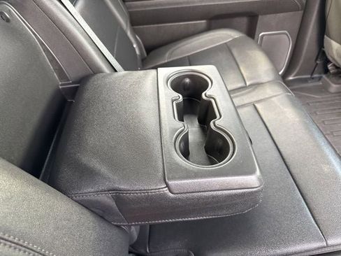 Used 2023 GMC Sierra 1500 SLT AWD/4WD image 26