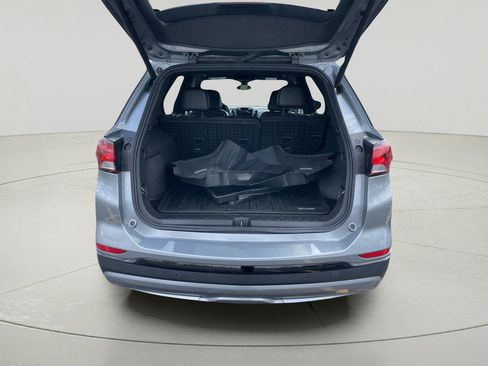 Used 2024 Chevrolet Equinox RS w/ RS Leather Package AWD/4WD image 9