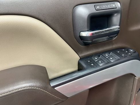 Used 2019 Chevrolet Silverado 2500 LTZ w/ Duramax Plus Package image 21