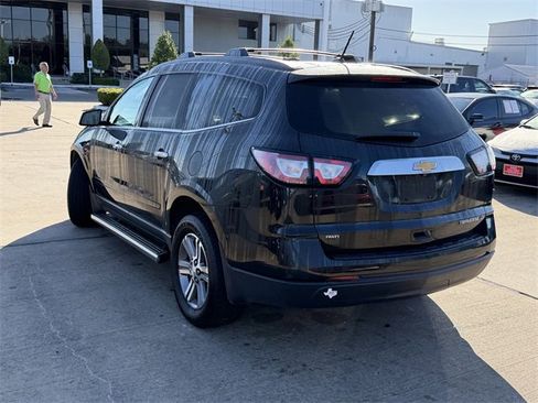 Used 2015 Chevrolet Traverse LT w/ LPO, 'HIT The Road' Package image 7