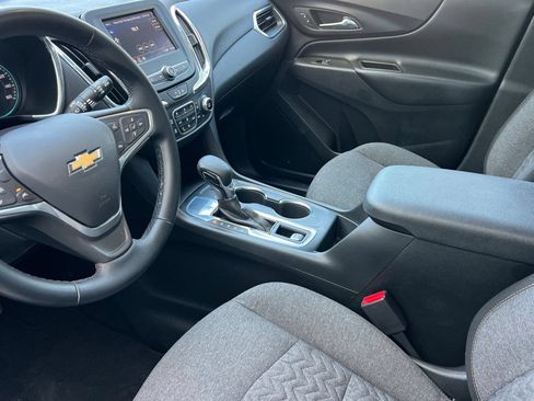 Used 2023 Chevrolet Equinox LT FWD image 11