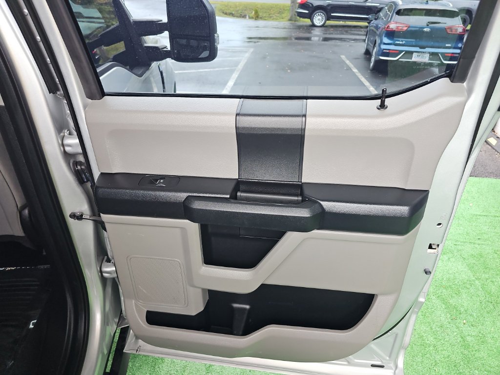 Used 2018 Ford F350 XL w/ Power Equipment Group AWD/4WD image 36