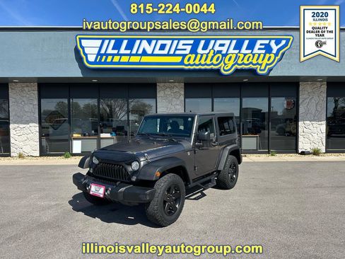 Used 2017 Jeep Wrangler Sport image 1