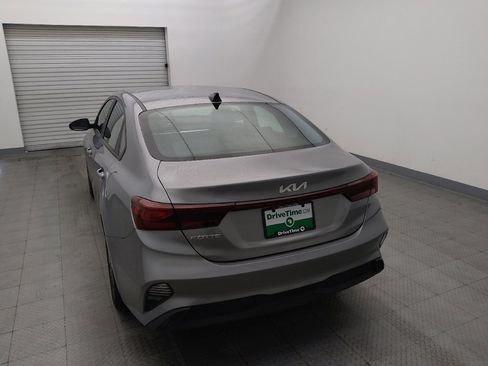 Used 2024 Kia Forte LXS FWD image 6