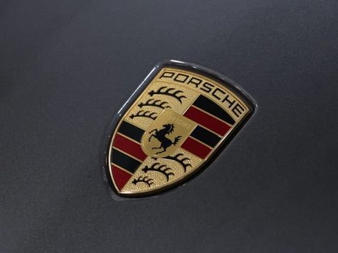 Used 2019 Porsche 911 Carrera 4S AWD/4WD image 13