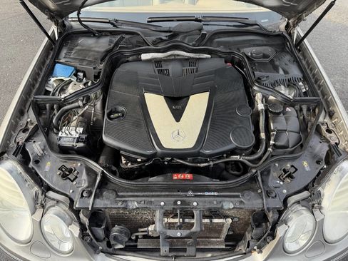 Used 2008 Mercedes-Benz E 320 BlueTEC Sedan image 35