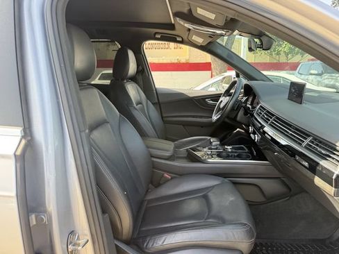 Used 2018 Audi Q7 3.0T Prestige w/ Prestige Package AWD/4WD image 31