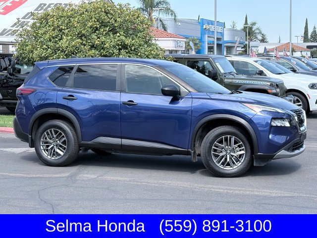 Used 2023 Nissan Rogue S FWD image 4
