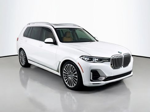 Used 2019 BMW X7 xDrive40i w/ Premium Package AWD/4WD image 3