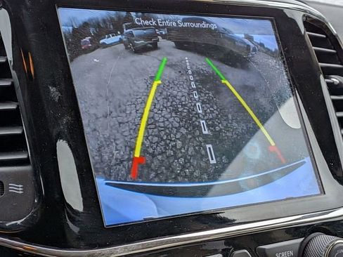 Used 2019 Jeep Grand Cherokee Limited w/ Trailer Tow Group IV image 25