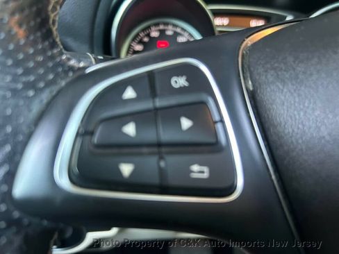 Used 2019 Mercedes-Benz GLA 250 4MATIC image 42