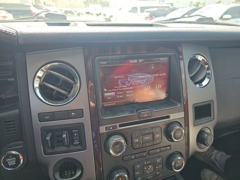 Used 2015 Ford Expedition EL Platinum RWD image 12