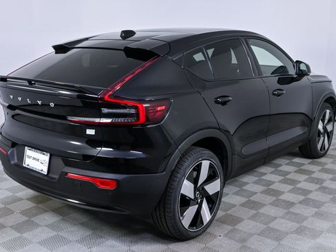 Certified 2023 Volvo C40 P8 Recharge Ultimate w/ Protection Package Premier image 30