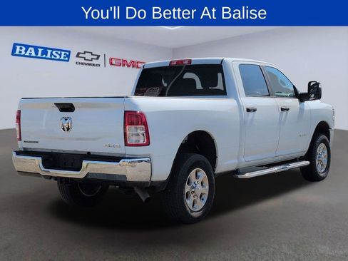 Used 2024 RAM 2500 Big Horn AWD/4WD image 3