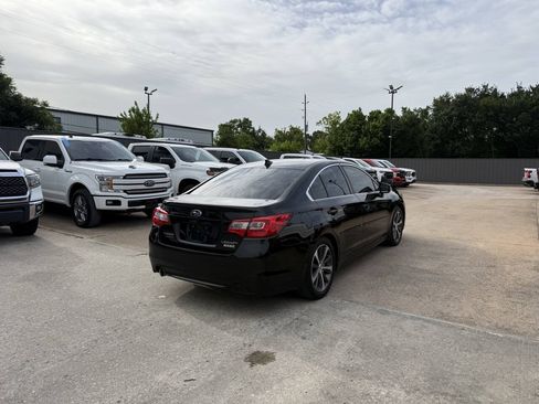Used 2017 Subaru Legacy 2.5i Limited AWD/4WD image 5