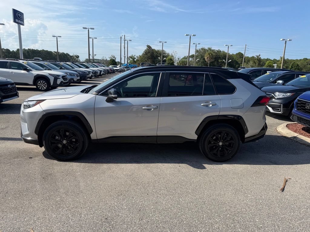 Used 2023 Toyota RAV4 XSE AWD/4WD image 12