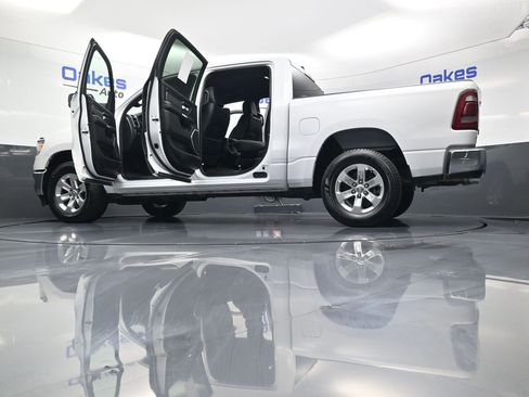 Used 2024 RAM 1500 Laramie image 61