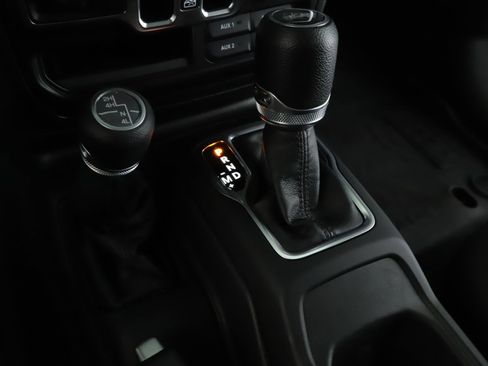 Used 2023 Jeep Wrangler Unlimited Sport image 15