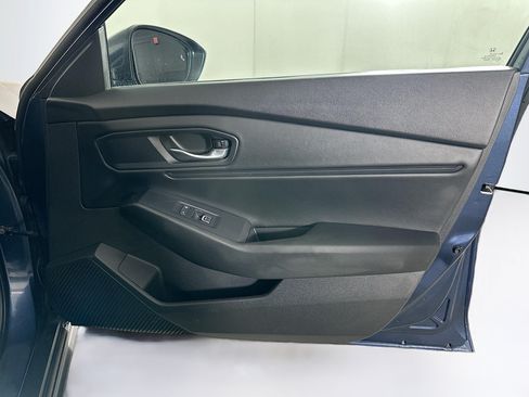 Used 2024 Honda Accord EX image 30