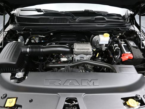 Used 2023 RAM 1500 Big Horn AWD/4WD image 8
