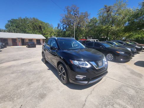 Used 2017 Nissan Rogue SL AWD/4WD image 57