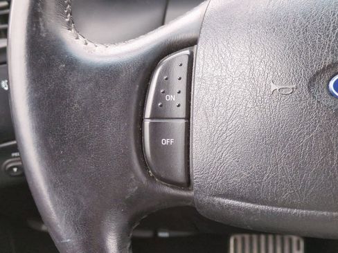 Used 2003 Ford F150 Harley-Davidson image 23