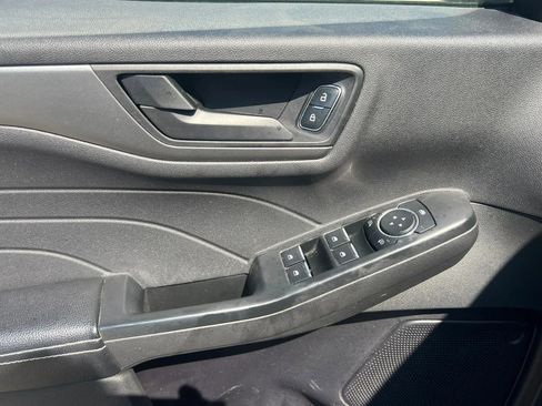Used 2023 Ford Escape Active w/ Tech Pack #1 AWD/4WD image 12