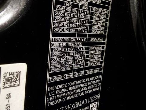 Used 2021 Land Rover Range Rover Velar R-Dynamic S AWD/4WD image 31