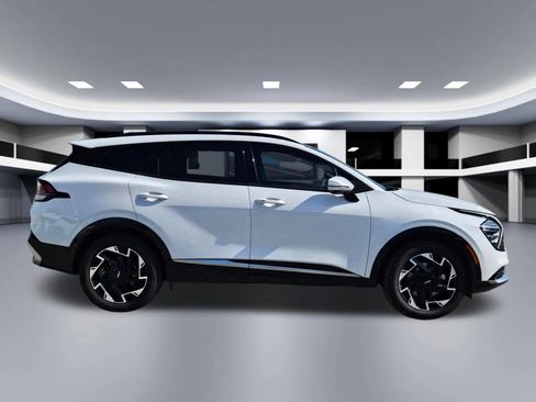 Certified 2023 Kia Sportage SX AWD/4WD image 6