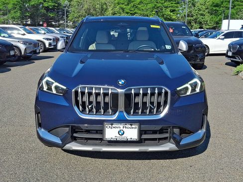 Used 2023 BMW X1 xDrive28i w/ Convenience Package AWD/4WD image 2