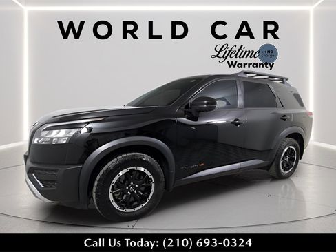 Used 2024 Nissan Pathfinder Rock Creek image 3