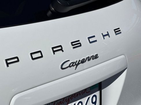 Used 2014 Porsche Cayenne AWD/4WD image 30