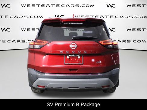 Used 2023 Nissan Rogue SV w/ SV Premium B Package FWD image 2