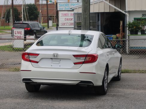 Used 2022 Honda Accord LX image 8