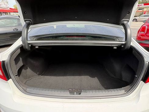 Used 2017 Hyundai Sonata Sport 2.0T FWD image 16